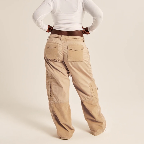 Abercrombie and Fitch Utility Pant - Picture 3 of 6